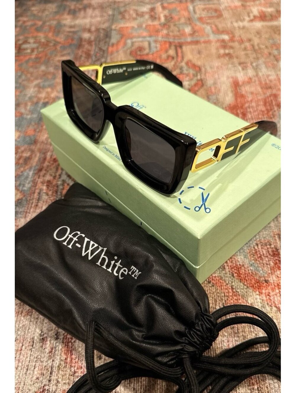 NEW Off-White’s Boston Sunglasses